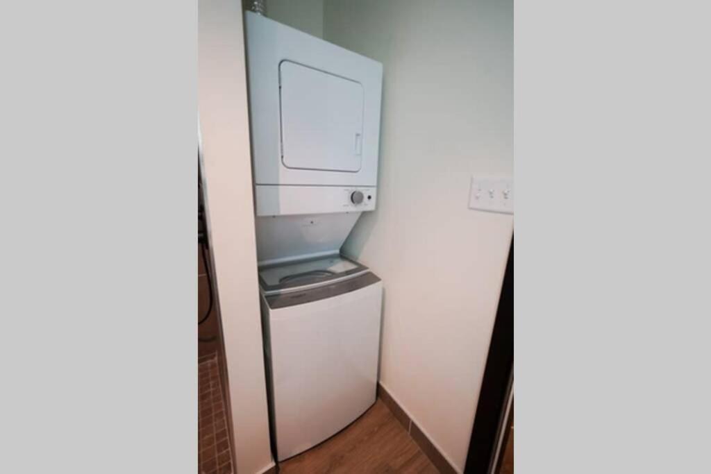 3E - *Renovated* 3 Min To Hillman Cancer Center Sleeps 6 Pittsburgh Exteriör bild